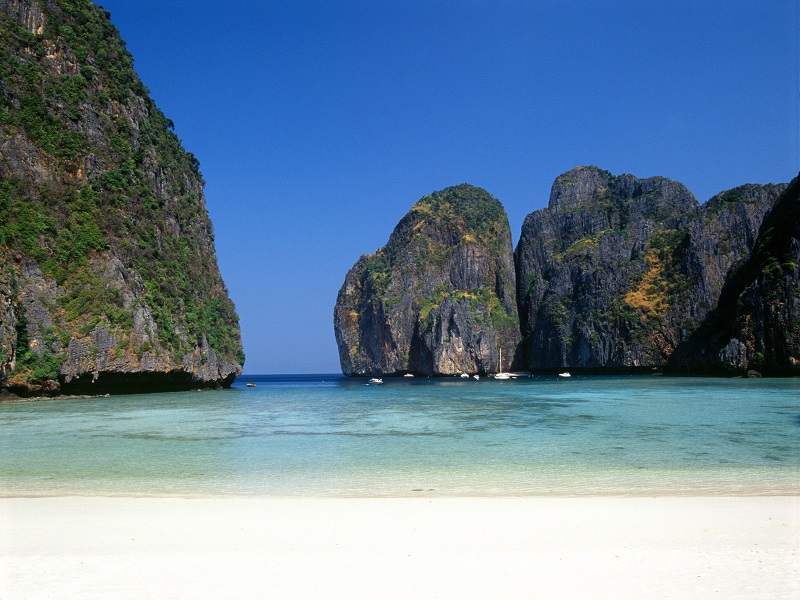 Beach 002 Copy - Long Stay Vacations thailand-island-beach-long-stay