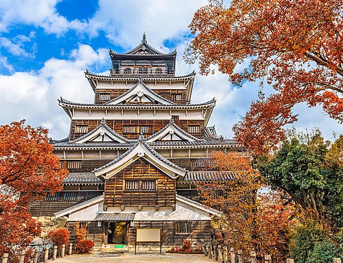 japan-hiroshima-castle