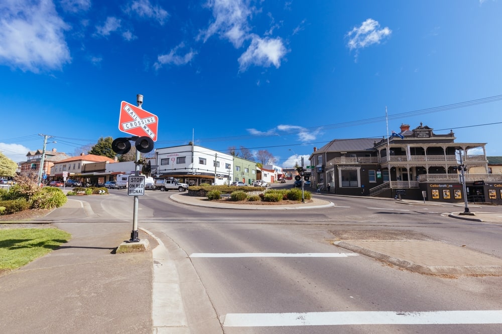 deloraine-historical-town-in-northern-tasmania