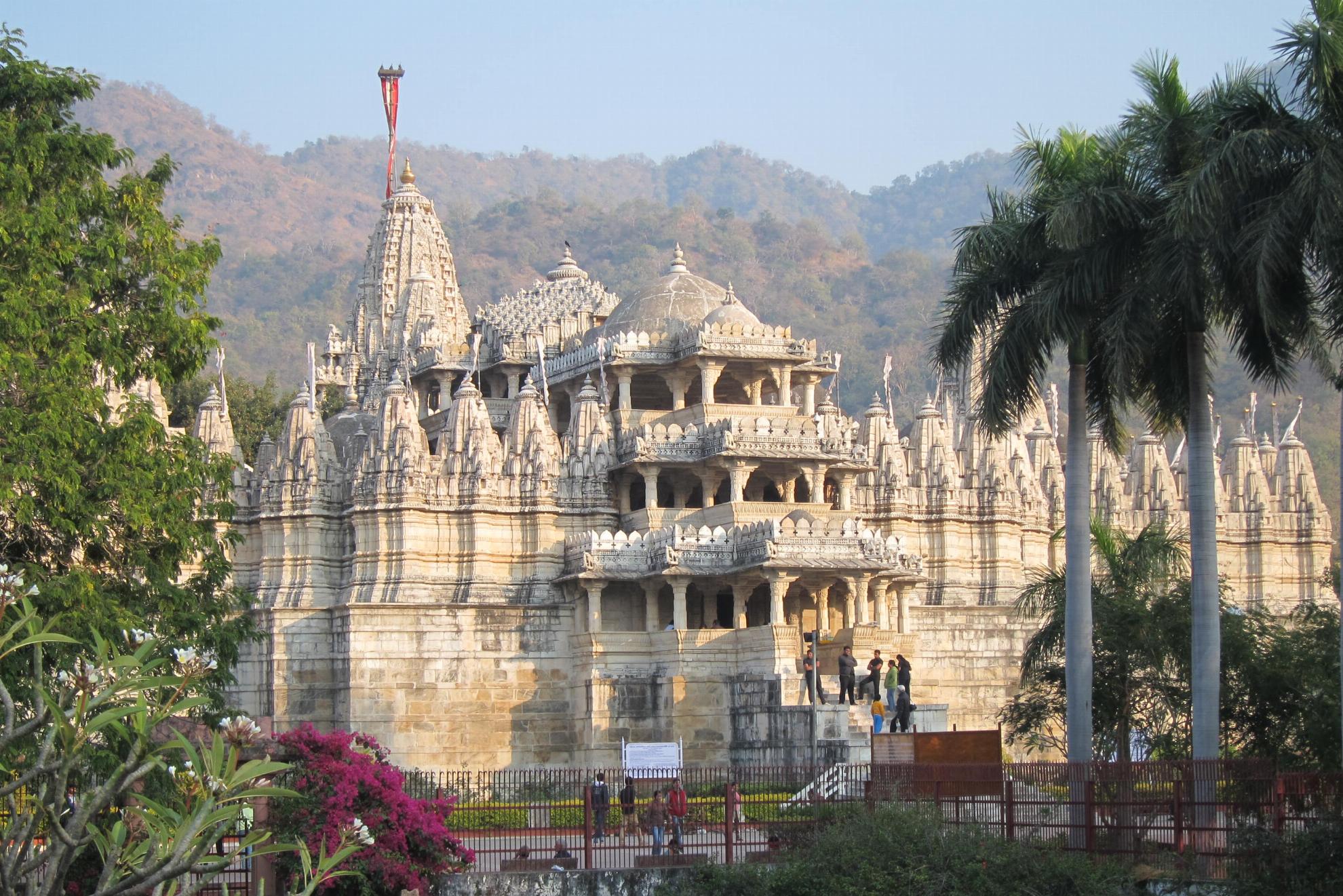 india-ranakpur-jain-temple