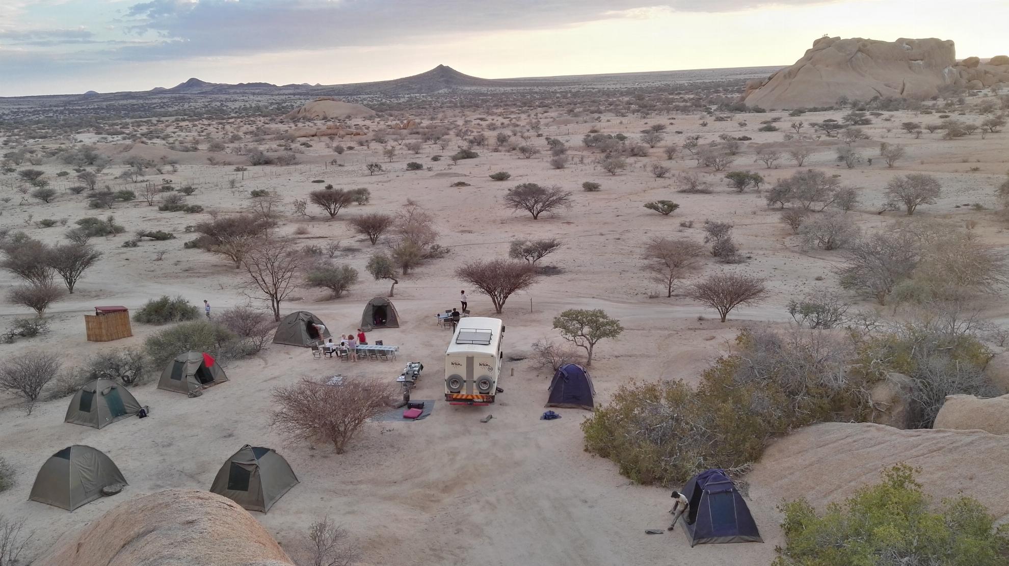 africa-namibia-Spitzkoppe-Mountains-Camping-kiboko
