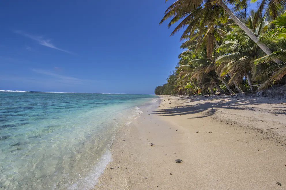 cook-islands-rarotonga-lagoon-breeze-beach