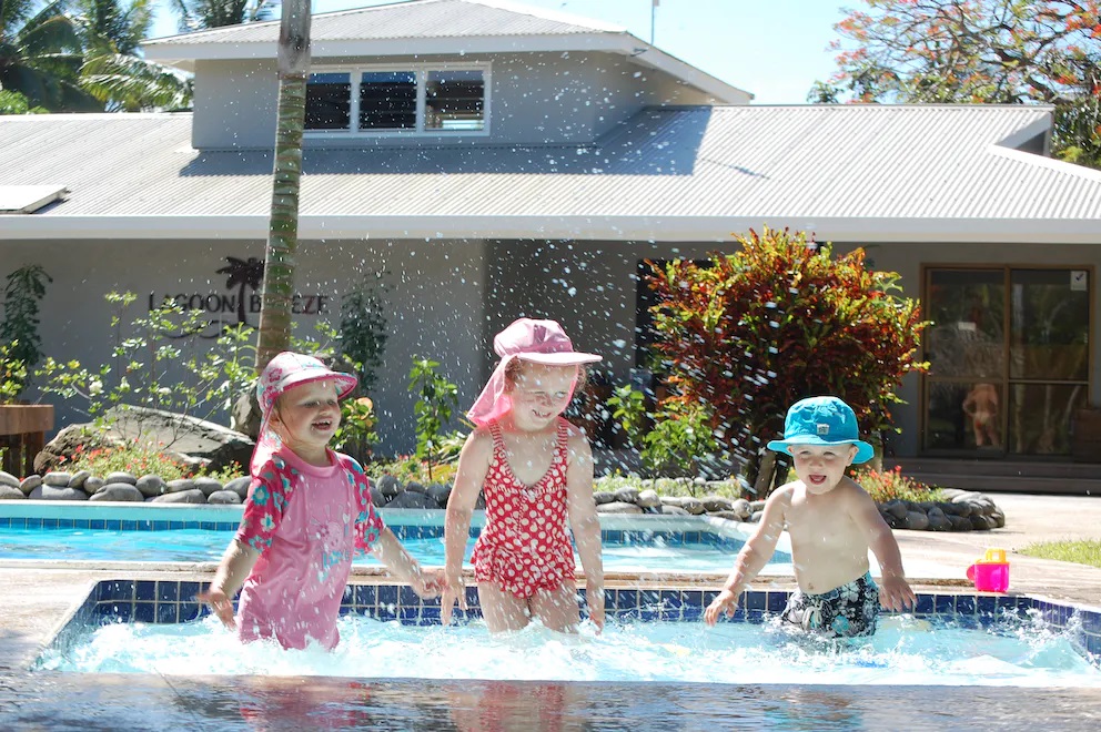 cook-islands-Rarotonga-family-kids-pool