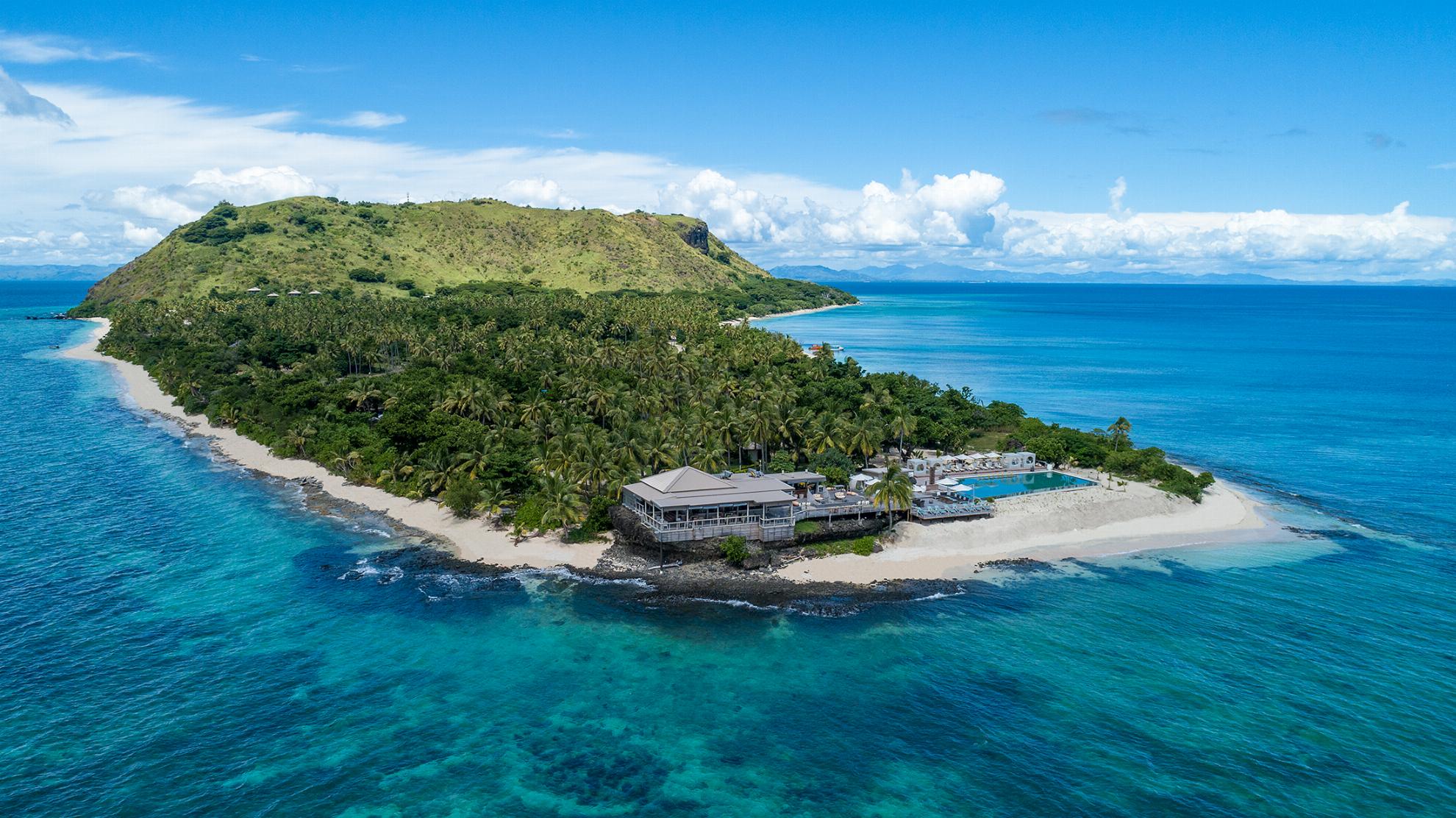 Fiji-Vomo-Island-Resort-aerial-island