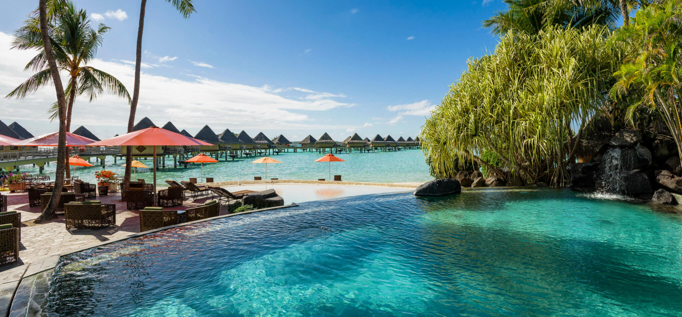 tahiti-bora-bora-intercontinental-le-moana-resort-pool