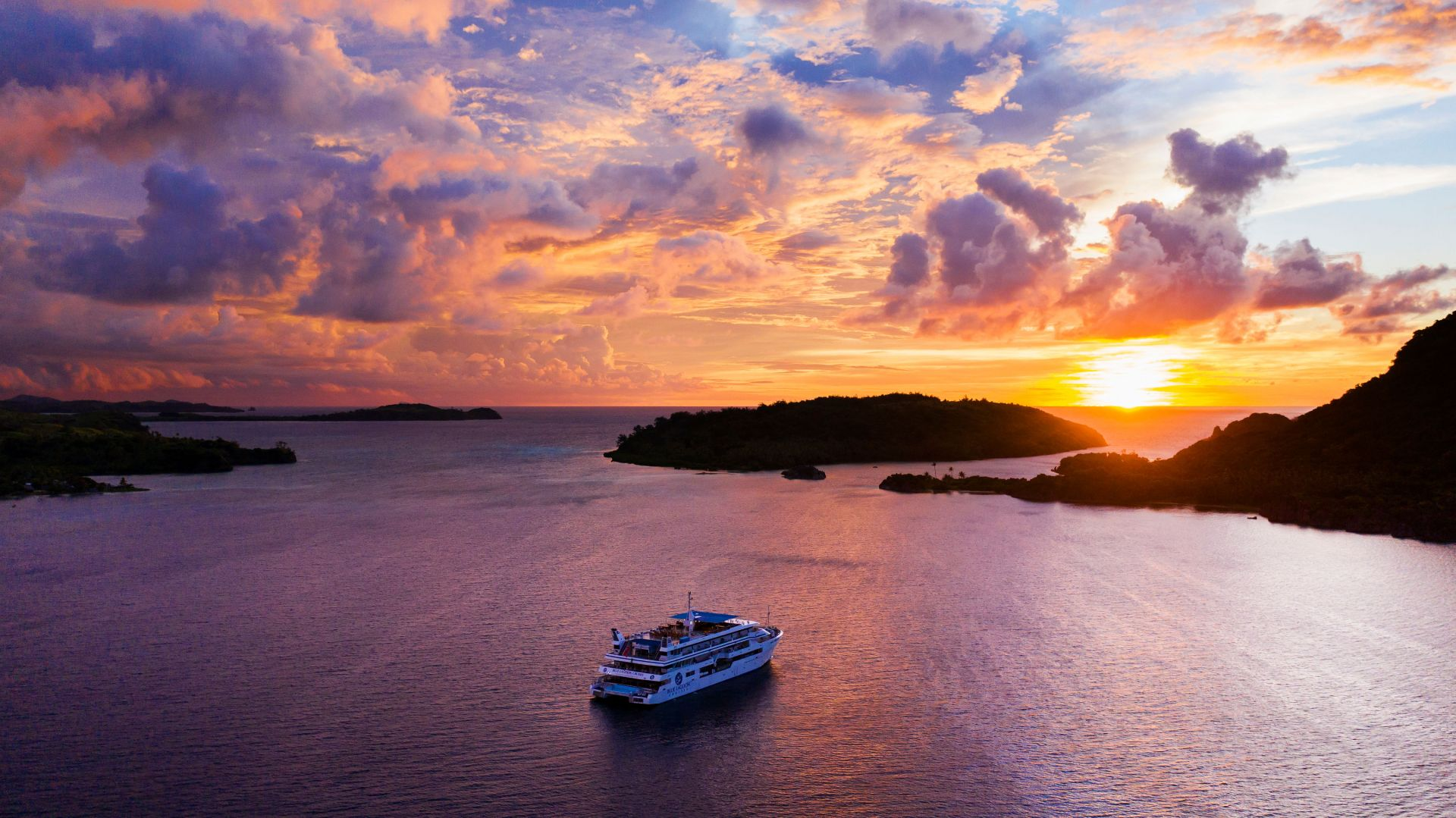 fiji-cruise-BLC-Blue-lagoon-sunset