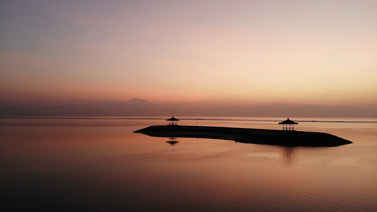 bali-sanur-sunrise-4544316_1280 PB RF