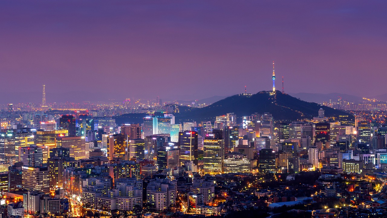korea-seoul-night-city-view 7366037_1280 PB RF