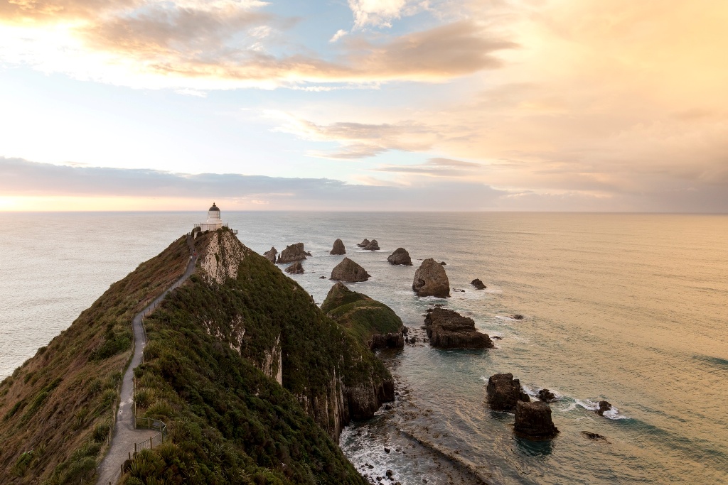 new-zealand-south-island-otago-clutha-nugget-point-lighthouse-caitlins TNZ Credit GraemeMurray