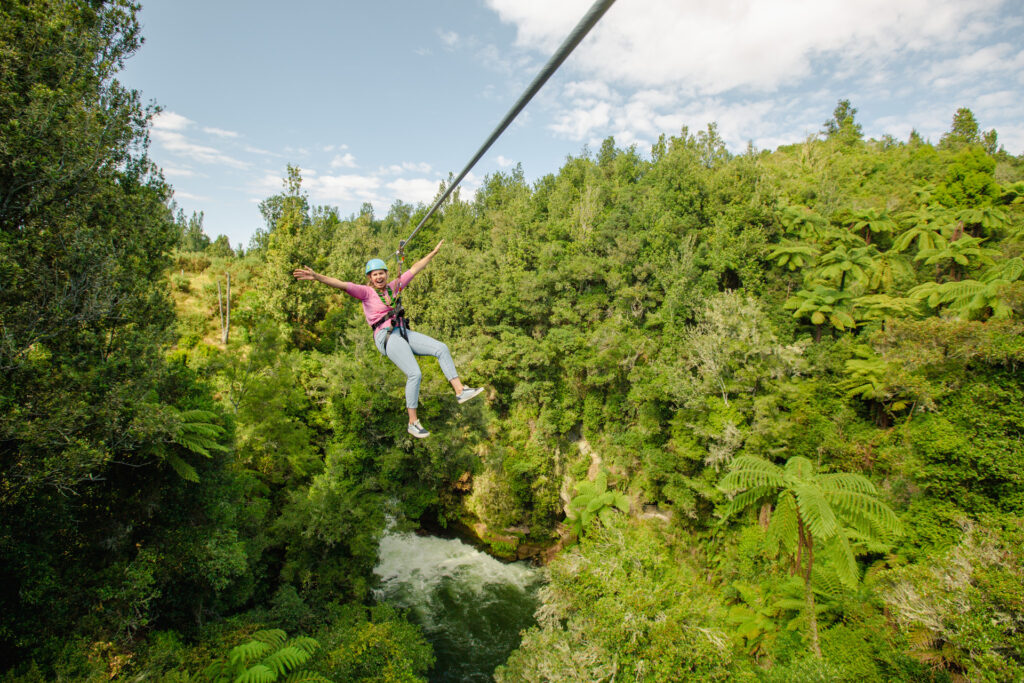 new zealand rotorua zipline 438976 TR - Trade Snow Boots for Flip Flops: Explore Australia & New Zealand Vacation Packages new-zealand-rotorua-zipline 438976 TR