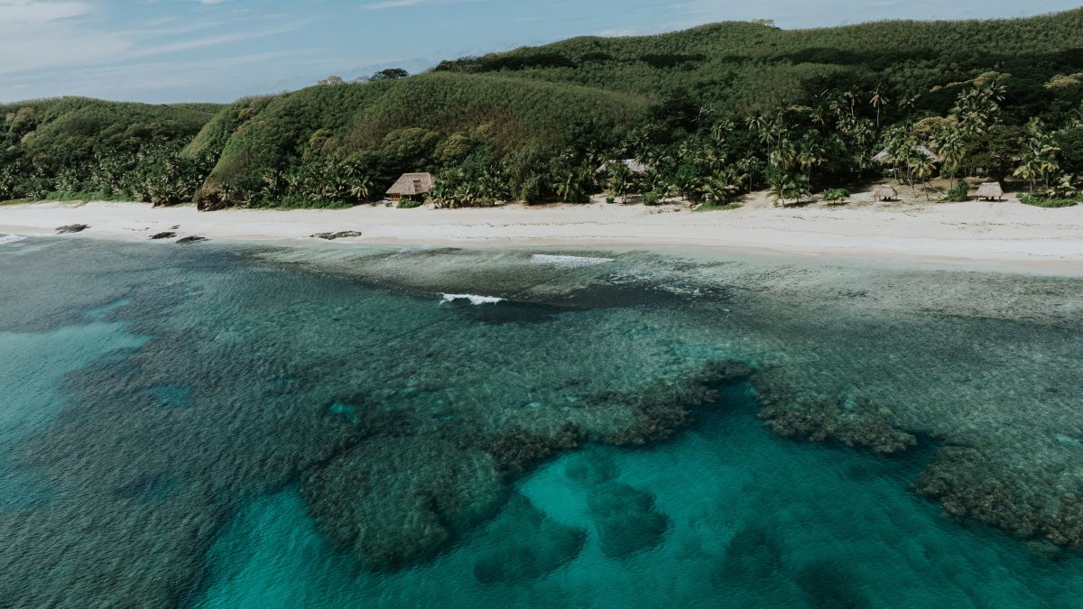 fiji-resort-yasawa-island-aerial