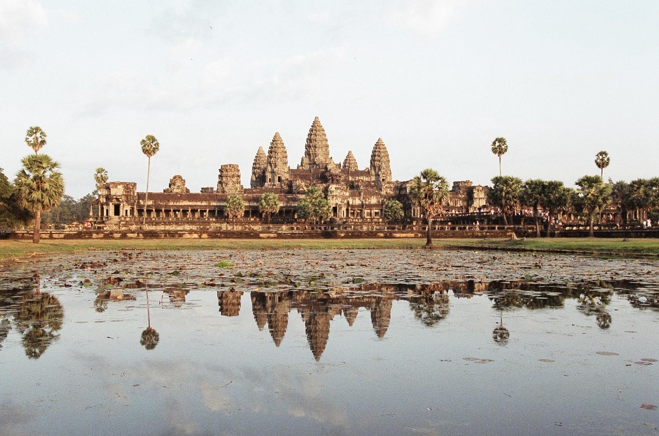 asia-cambodia-siem-reap-angkor-wat-PB 2540898