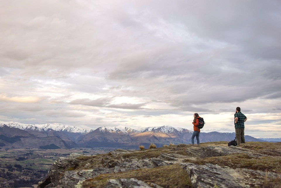 new-zealand-south-island-otago-queenstown-hill-TNZ 235154-unpaid only-Credit Miles Holden