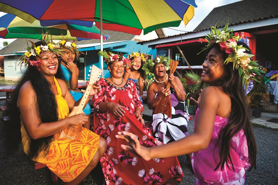 Cook Islands ukelele Punanganui Markets Copy - A Taste of Paradise: Explore the Food of the Cook Islands on a Unique Culinary Adventure