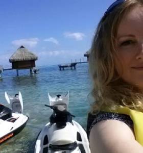 Stephanie in Tahiti - Stephanie