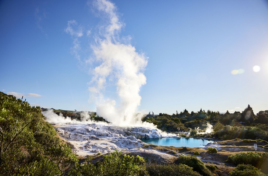 Pohutu Geyser, Whakarewarewa, Rotorua, New Zealand