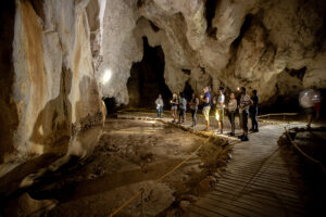 australia qld chillagoe caves tour billy tea - Into the Wilds: The Australian Outback Beyond Uluru